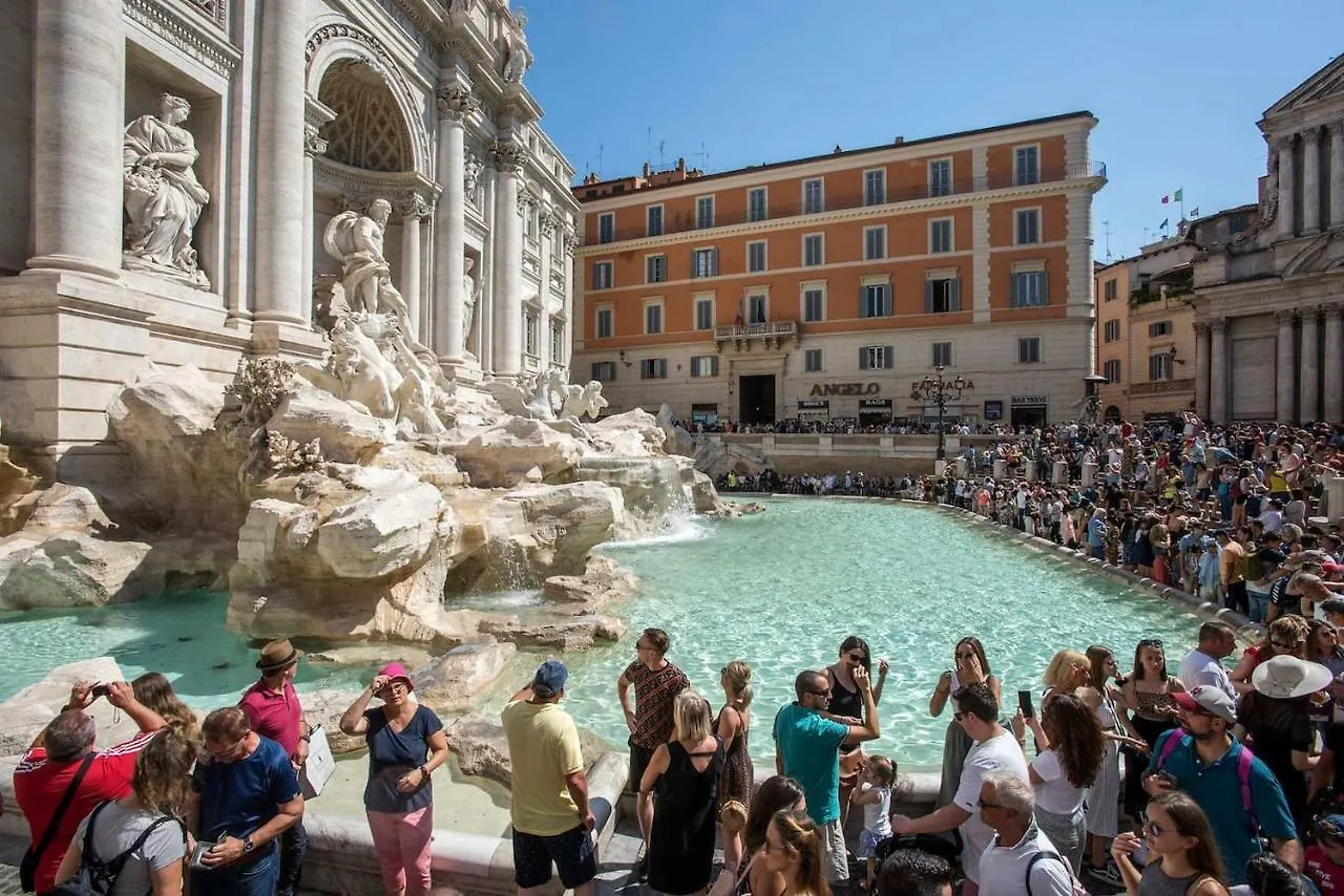 Appartement La Finestra Su Fontana Di Trevi - Charming View à Rome Italie